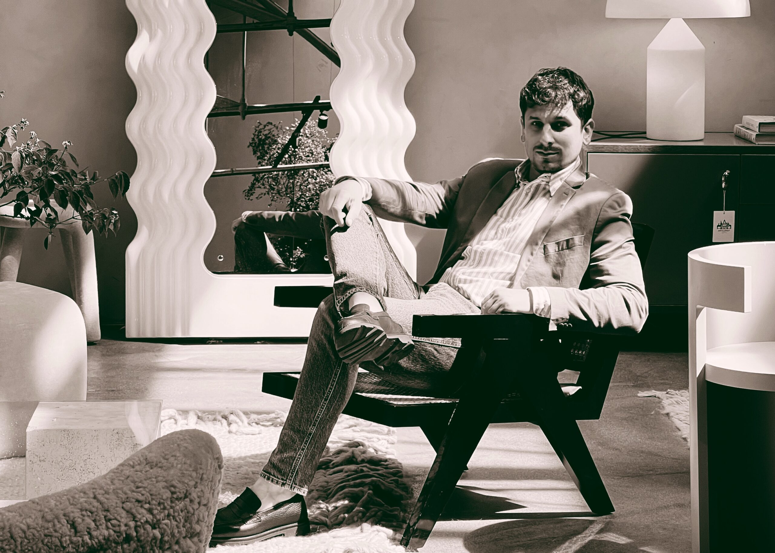 ⁠Autoportret, Artilleriet showroom, Vasastaden, Geteborg, Švedska, 2023